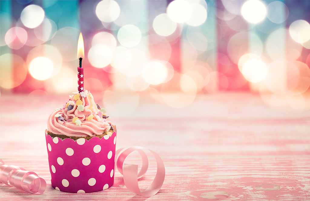 Hình ảnh bánh sinh nhật cupcake 