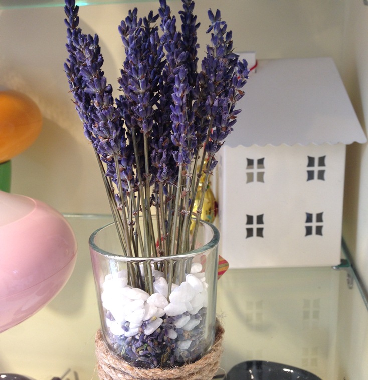 Lọ Hoa Lavender