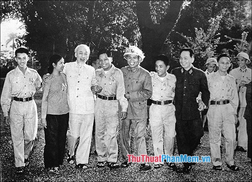 Tấm lòng của Bác đối với thương bình liệt sĩ